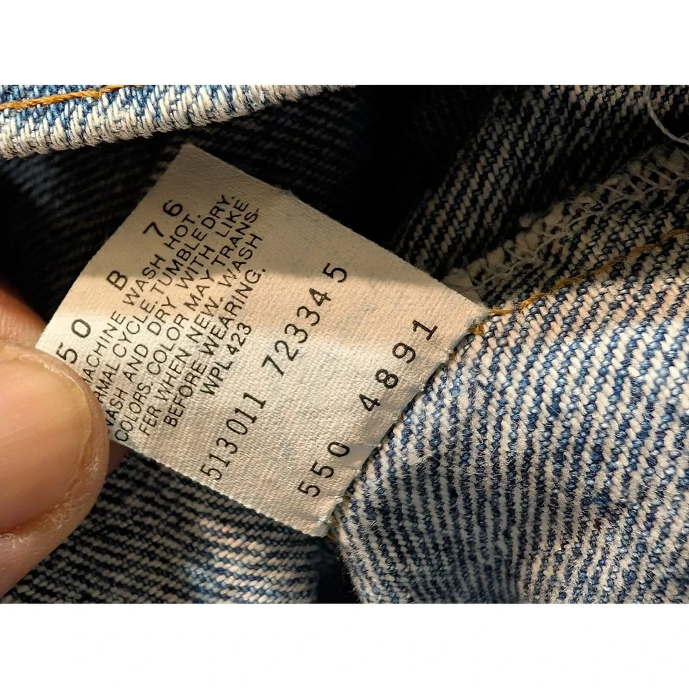 Levis 550 Relaxed Fit Tapered Leg Jeans Mens 31x34 Made in USA Blue 90s‎ Vintage